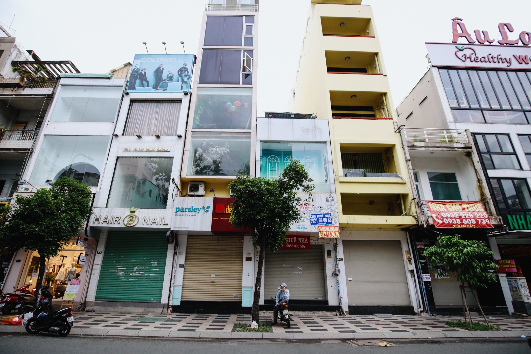 phuc hoi kinh te TP.HCM anh 2