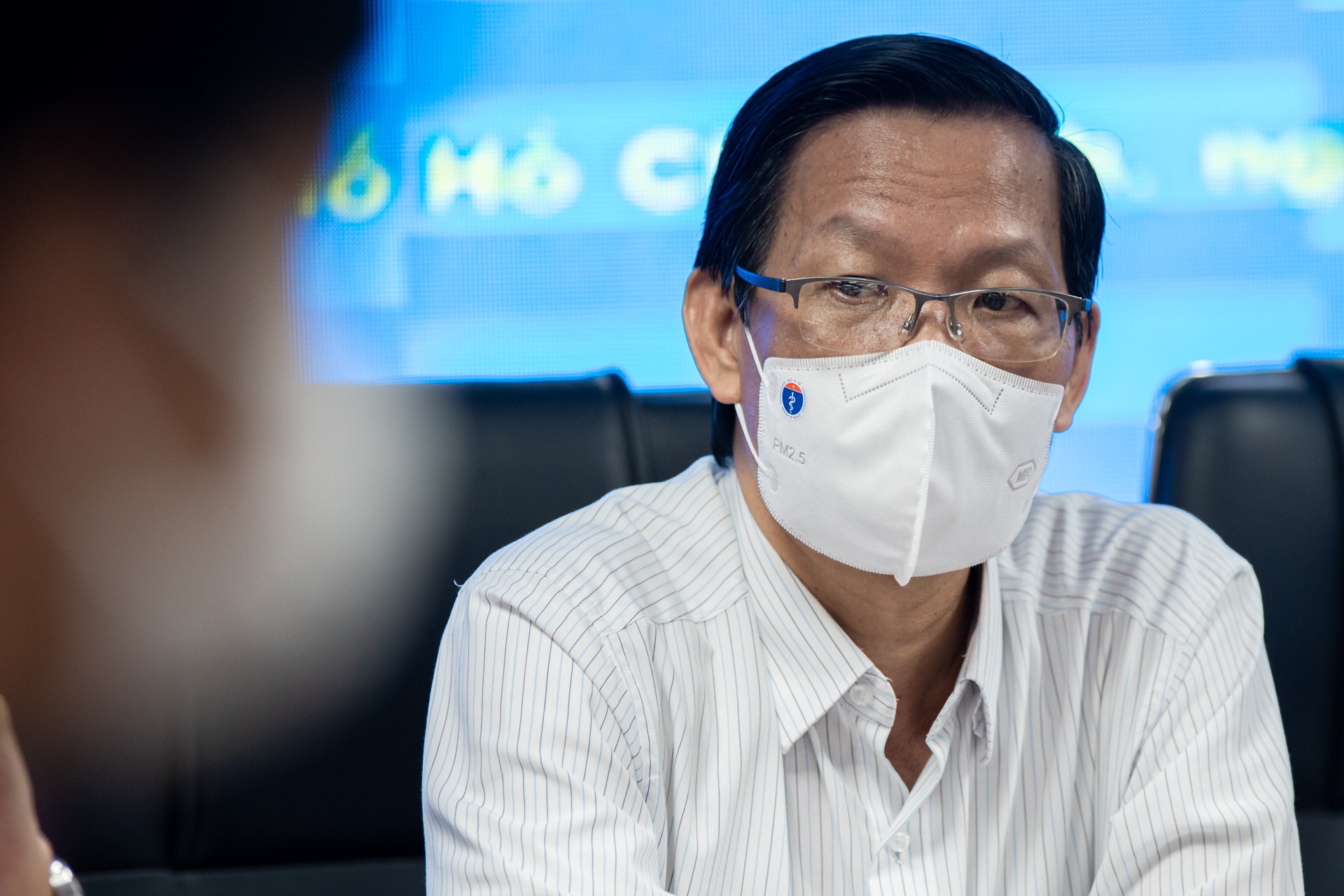 trien khai Nghi quyet 128 anh 1