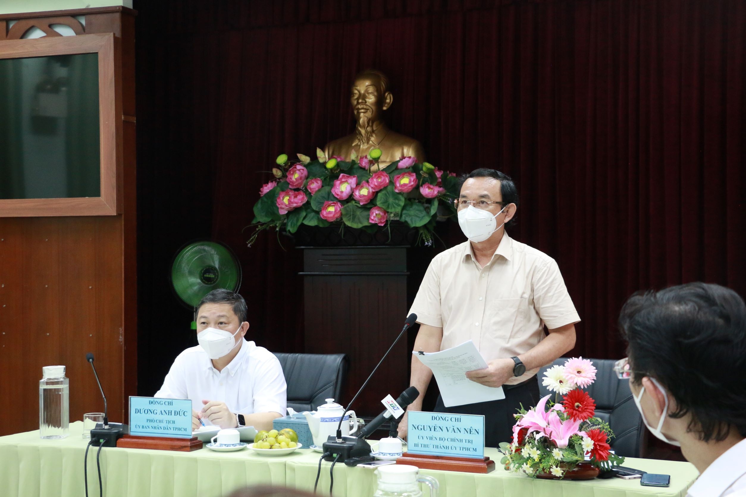 nha luu tru cong nhan anh 3