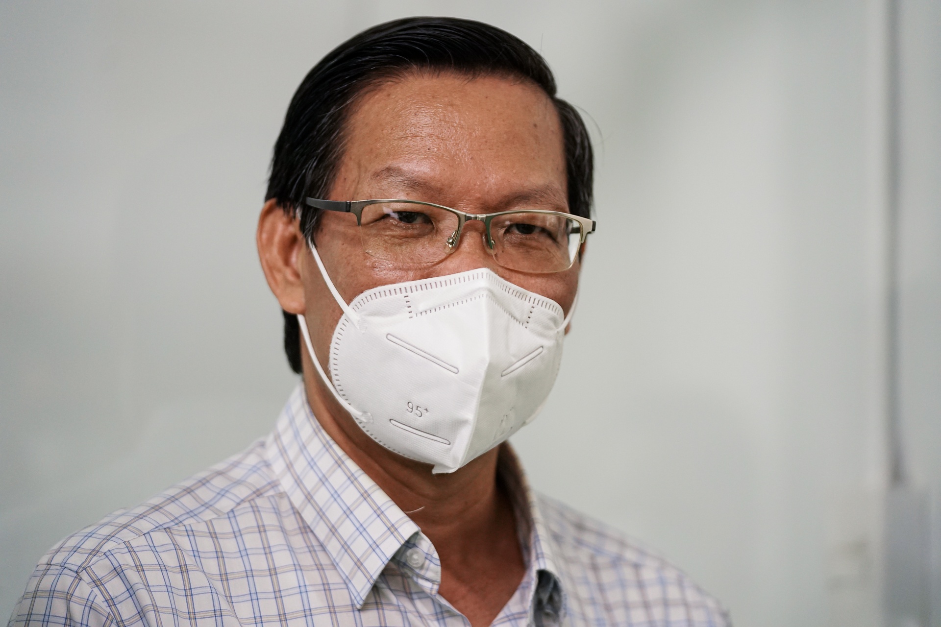 Chu tich TP.HCM Phan Van Mai lan dau tra loi chat van hinh anh