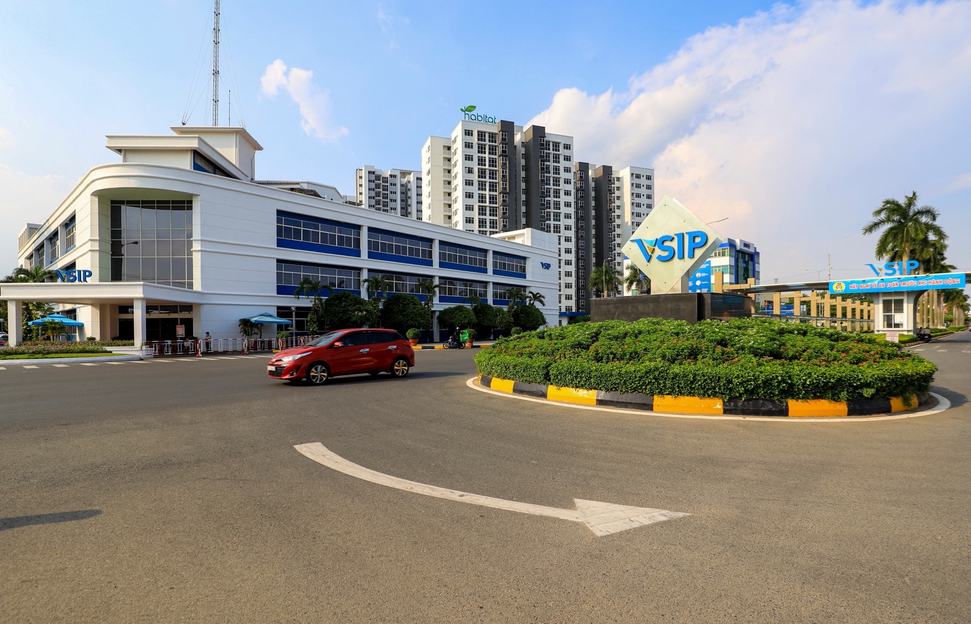 Binh Duong 25 nam tai lap anh 2