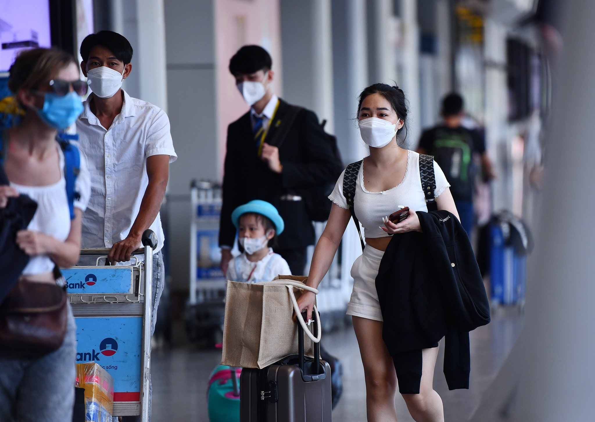 TP.HCM ghi nhan them ca Omicron, F0 o truong hoc tang hinh anh