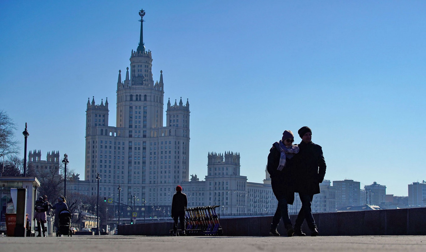Tam tu cua nguoi Viet tai Nga hinh anh