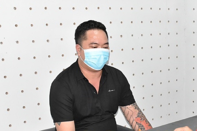 Tai xe lai oto bo tron sau khi tong chet nguoi phu nu di tap the duc hinh anh