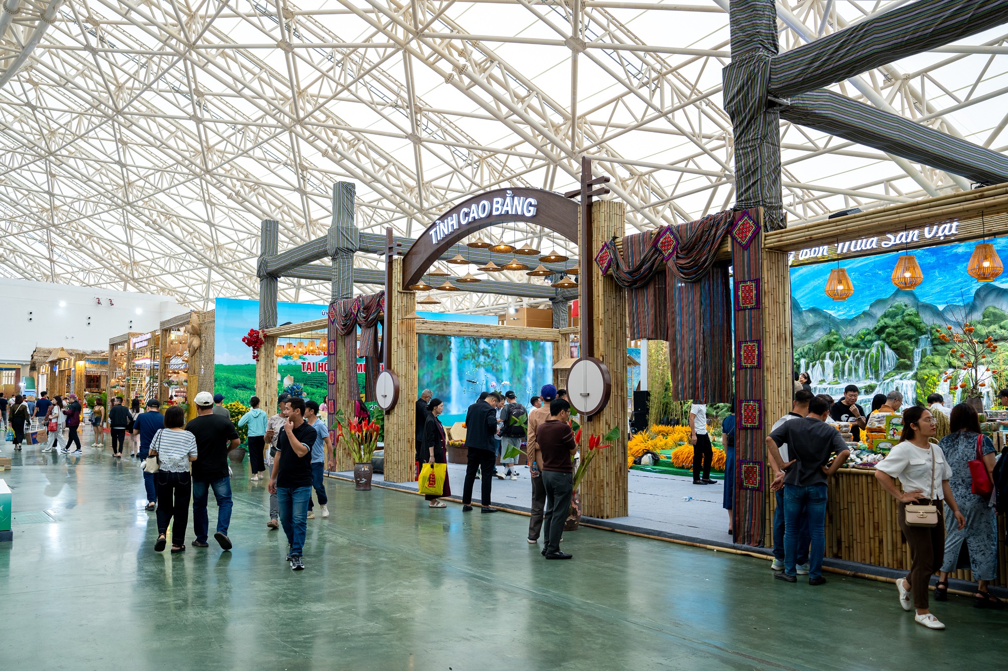 Siêu hội chợ ảnh 2 Sieu hoi cho anh 2