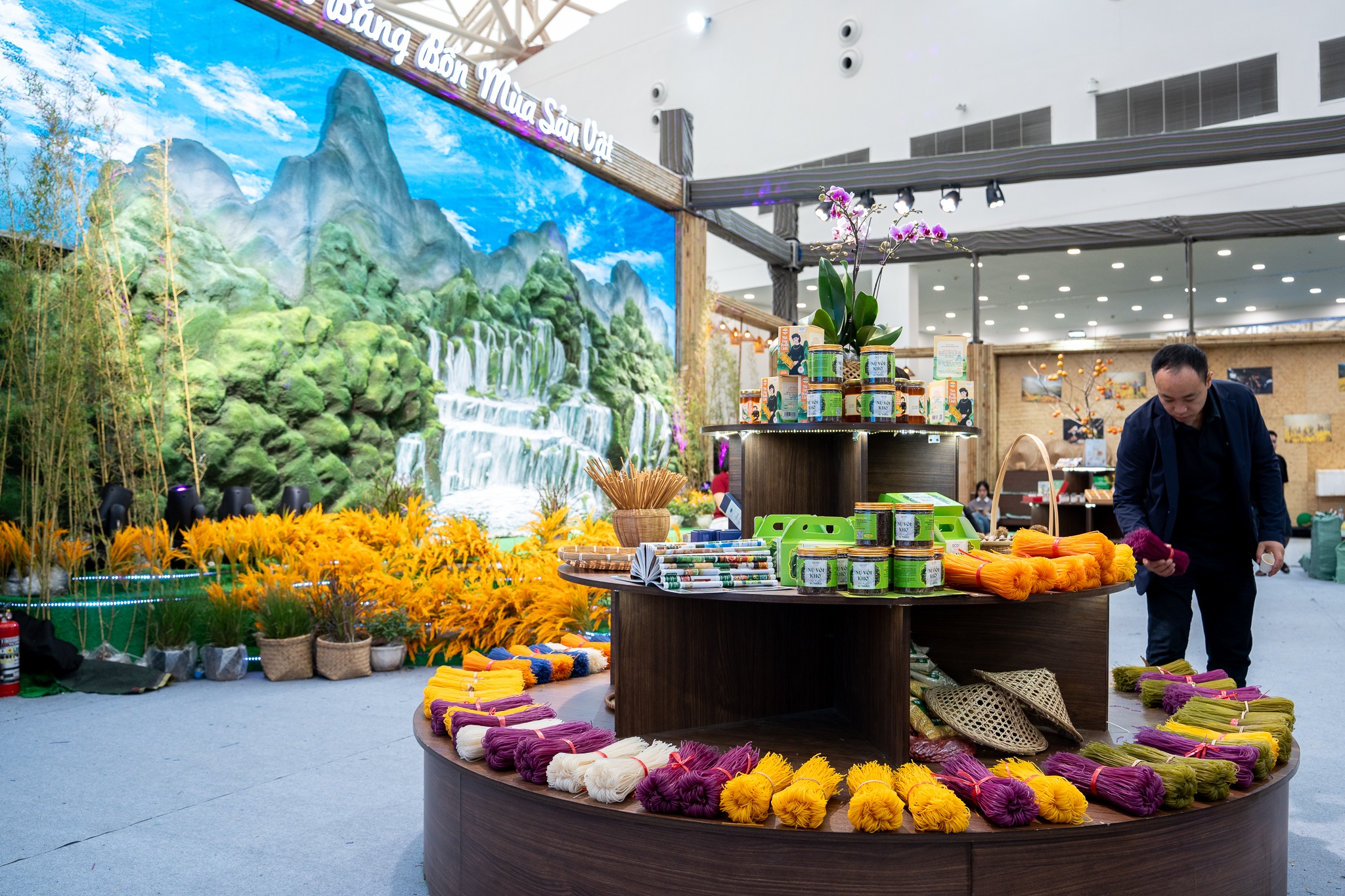 Siêu hội chợ ảnh 4 Sieu hoi cho anh 4