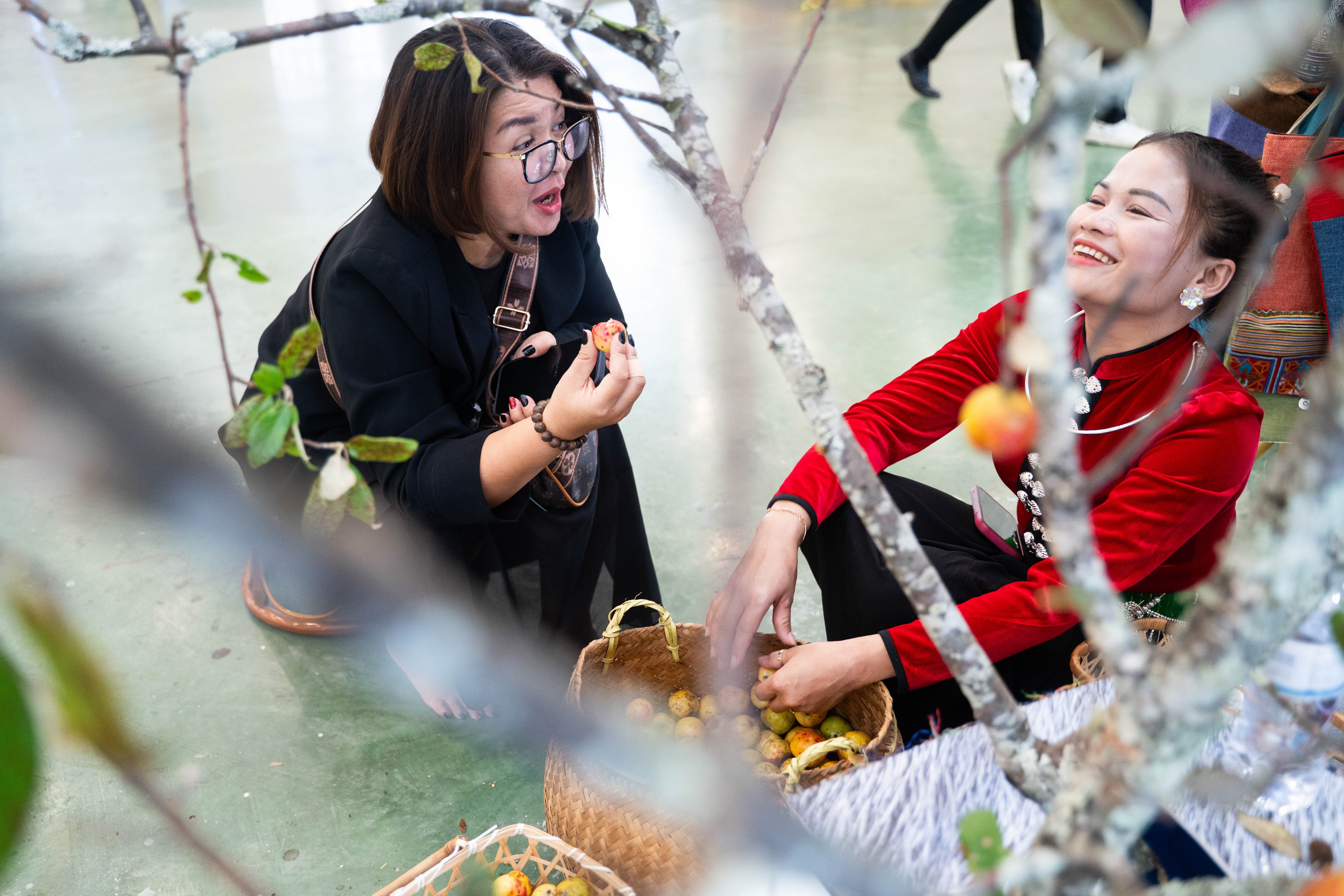 Siêu hội chợ ảnh 12 Sieu hoi cho anh 12