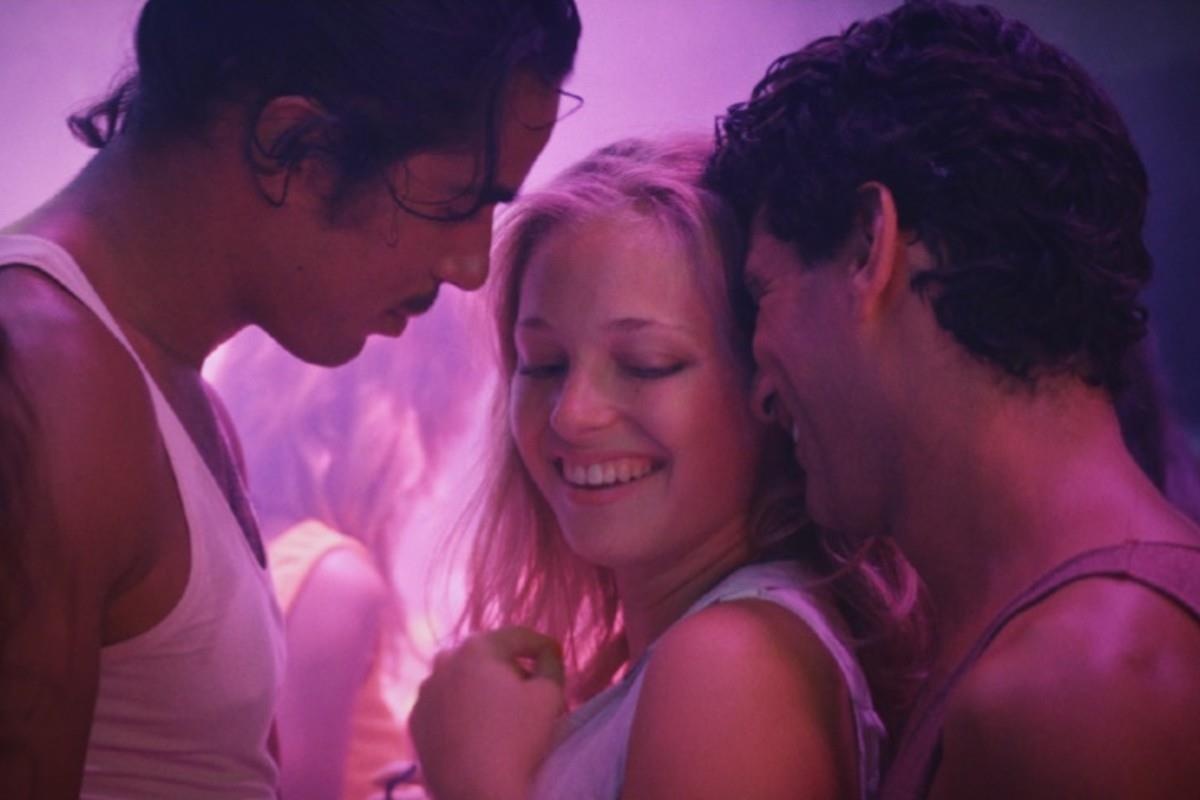 phim gay tranh cai anh 10