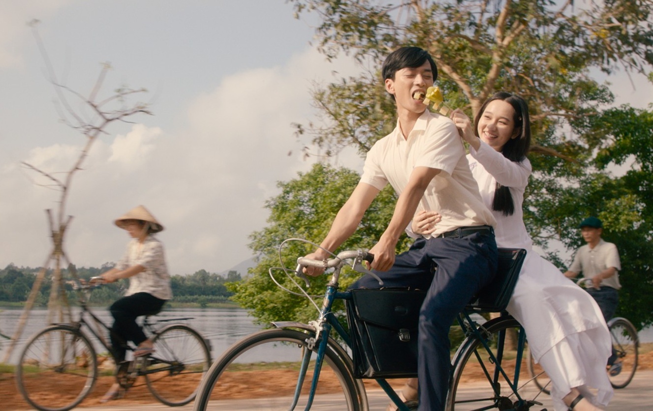 review phim Mat biec anh 4