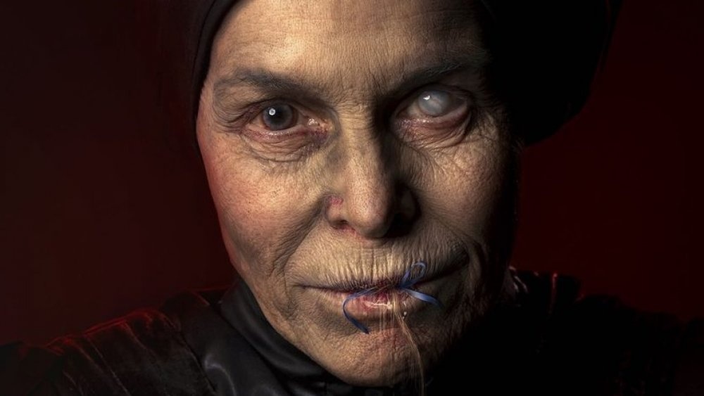 ‘Gretel & Hansel’ - mot goc nhin khac ve nhung mu phu thuy ghe ron hinh anh