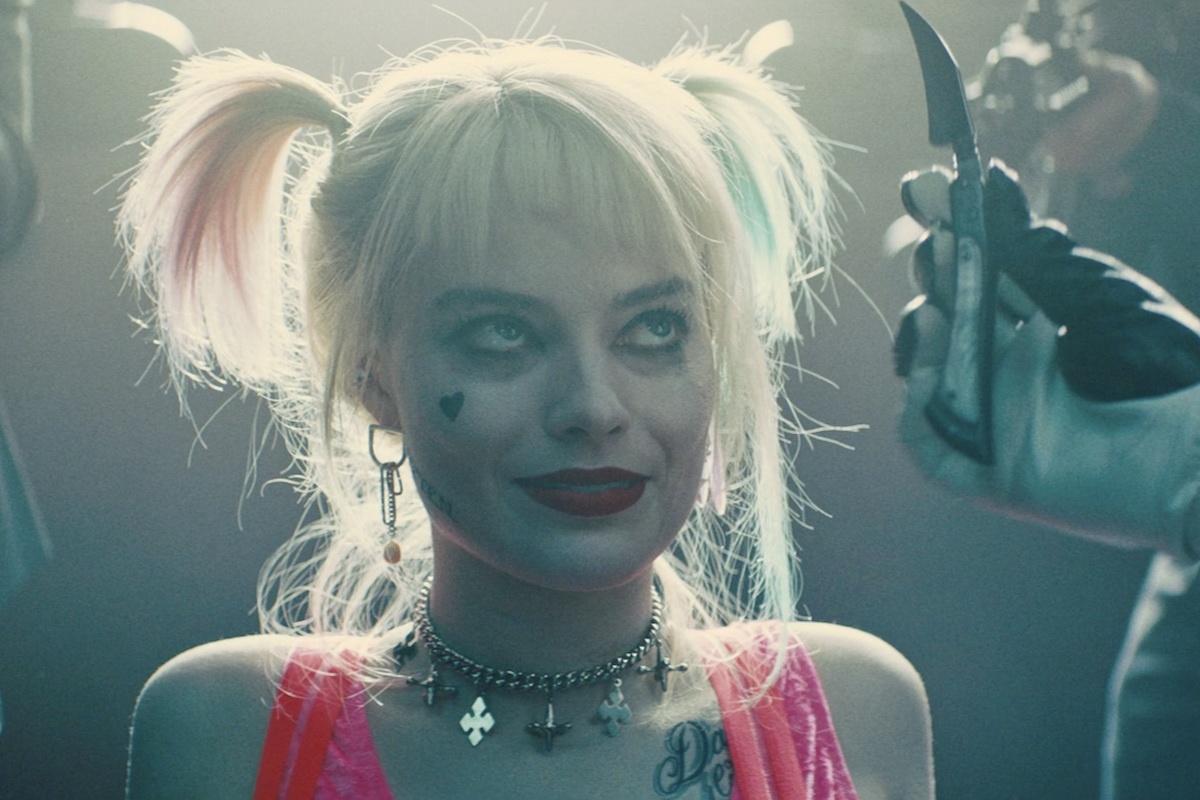 Nhung chi tiet thu vi an giau trong ‘Birds of Prey’ cua Vu tru DC hinh anh