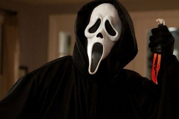 Phim kinh di ‘Scream’ duoc lam moi hinh anh