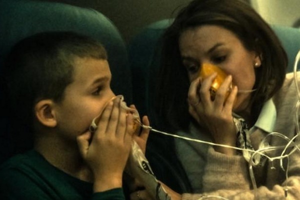 ‘Vao dem den’ - chuyen hanh trinh sinh tu chay tron Mat Troi hinh anh