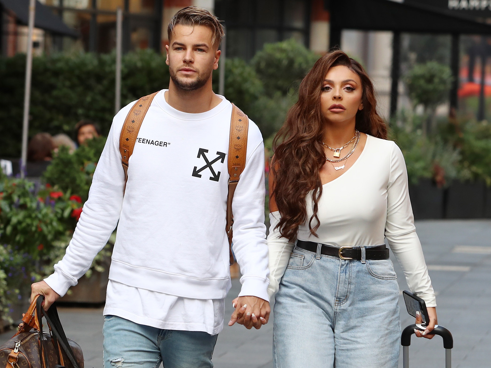 chuyen tinh mang xa hoi anh 7