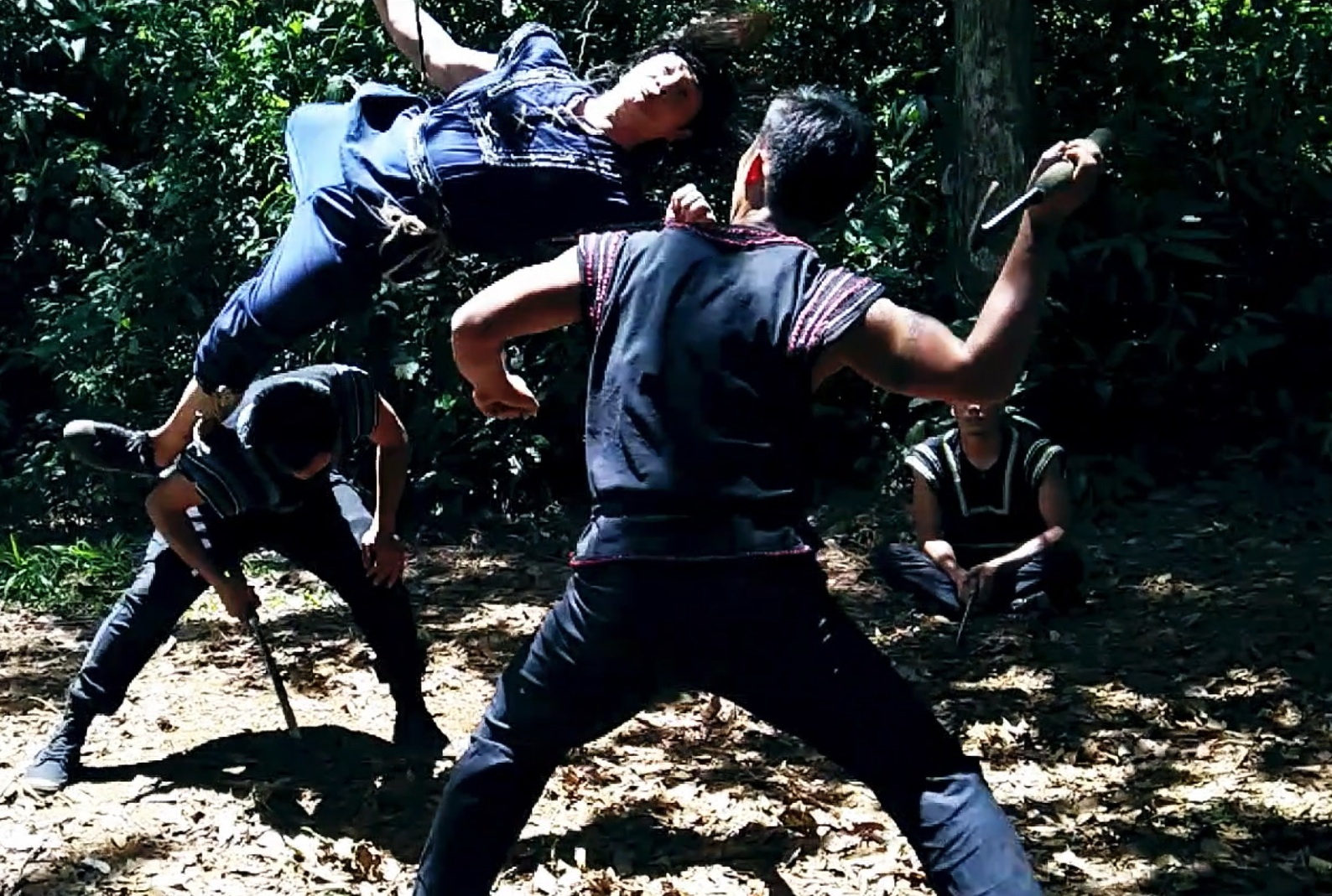 review phim dinh mu suong anh 4