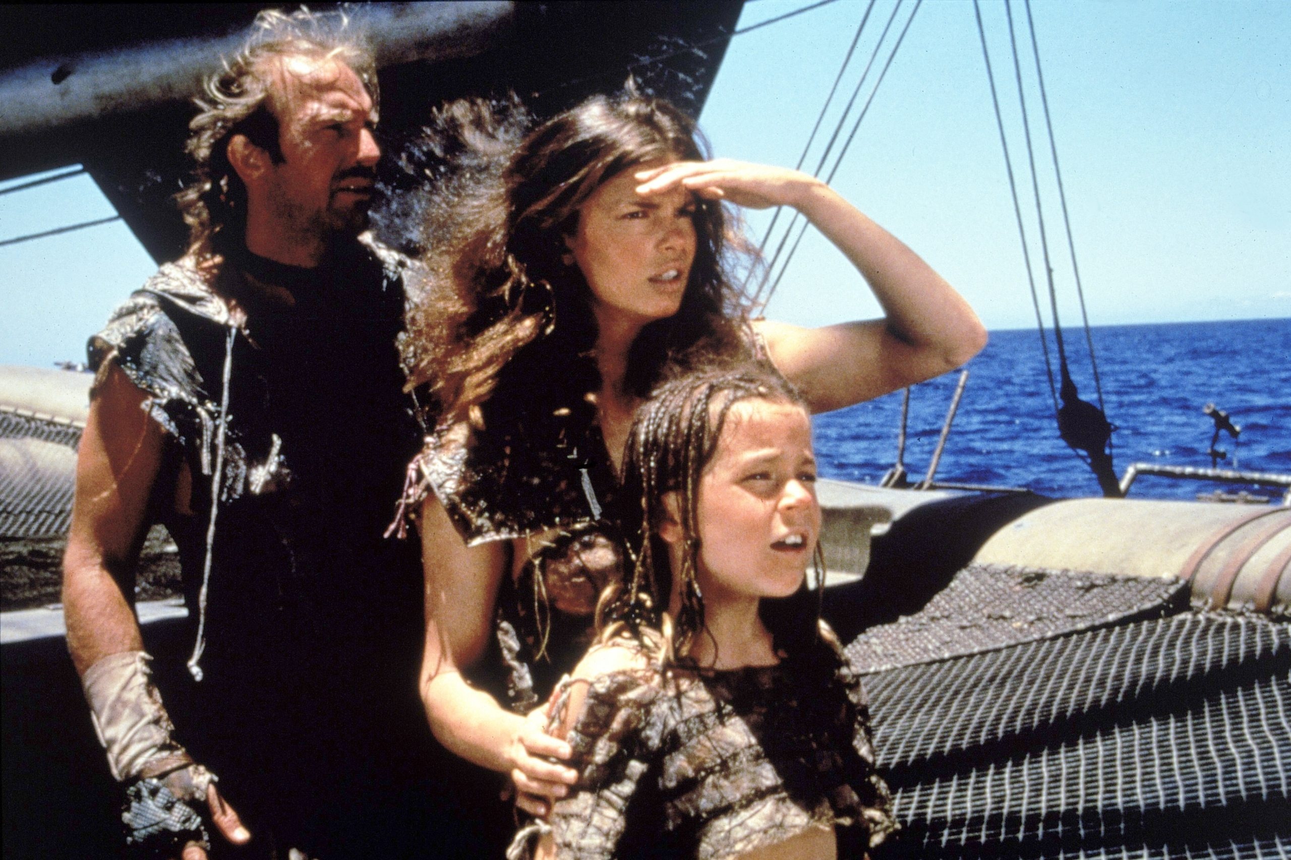 bom tan kinh phi cao anh 9