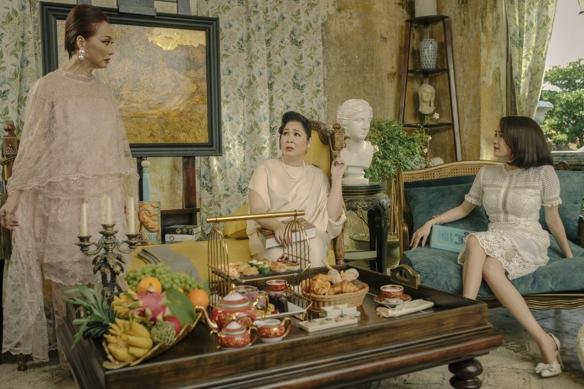 review Gai gia lam chieu V anh 3