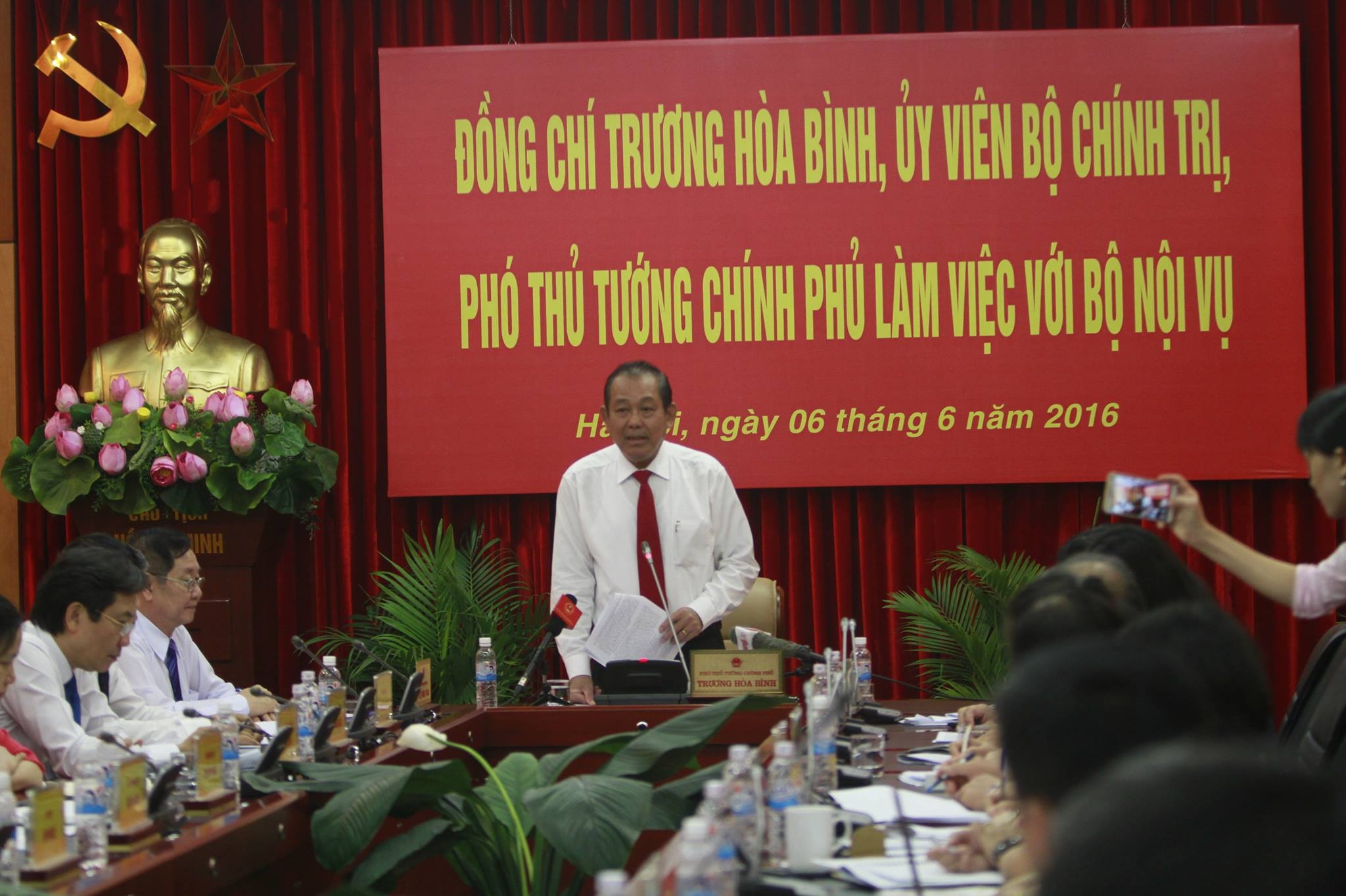 Pho thu tuong Truong Hoa Binh anh 1