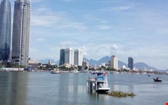 Cach chuc Giam doc cang vu chim tau Thao Van 2 hinh anh