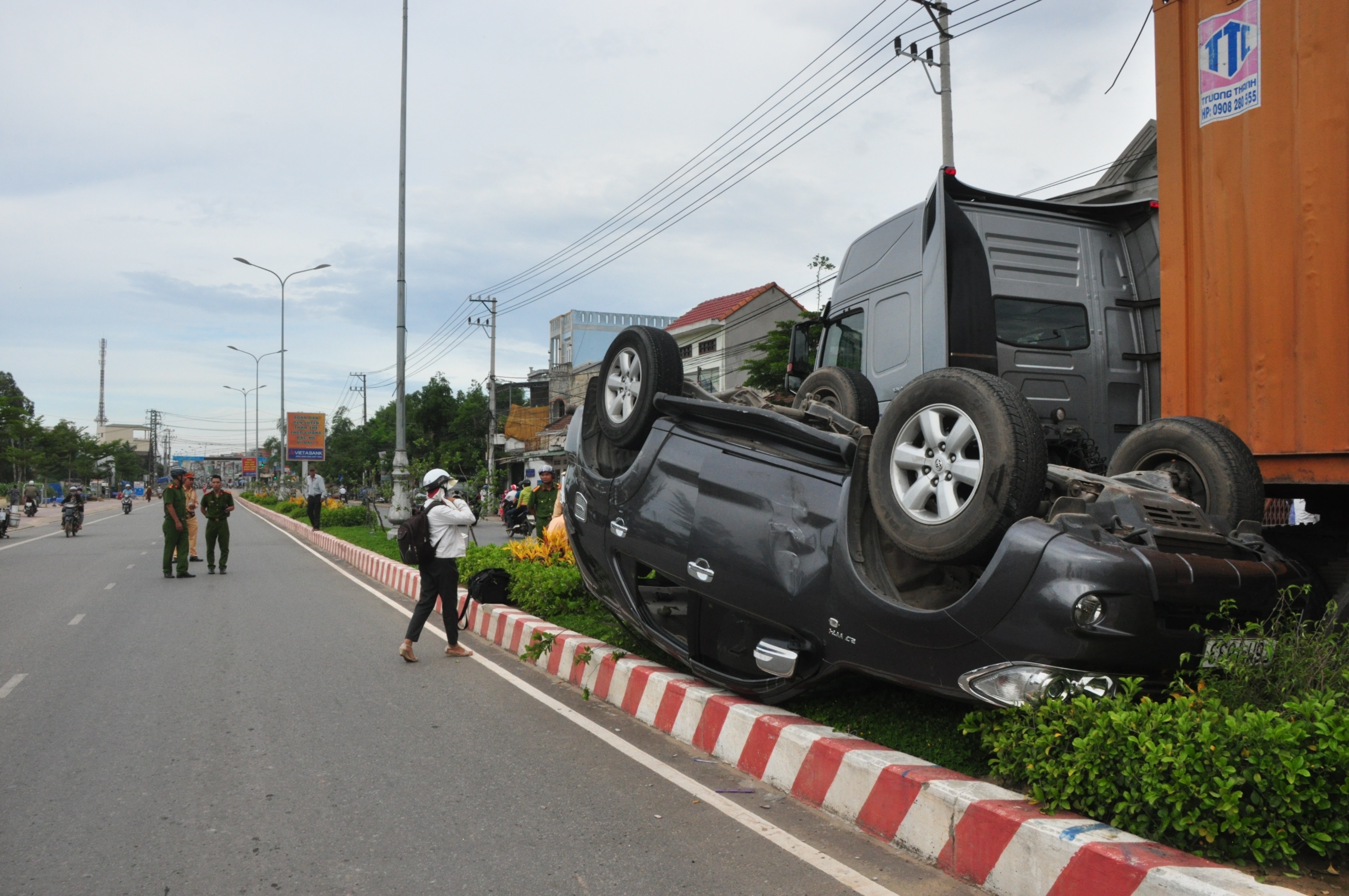 O to lat ngua o Quang Ngai anh 1