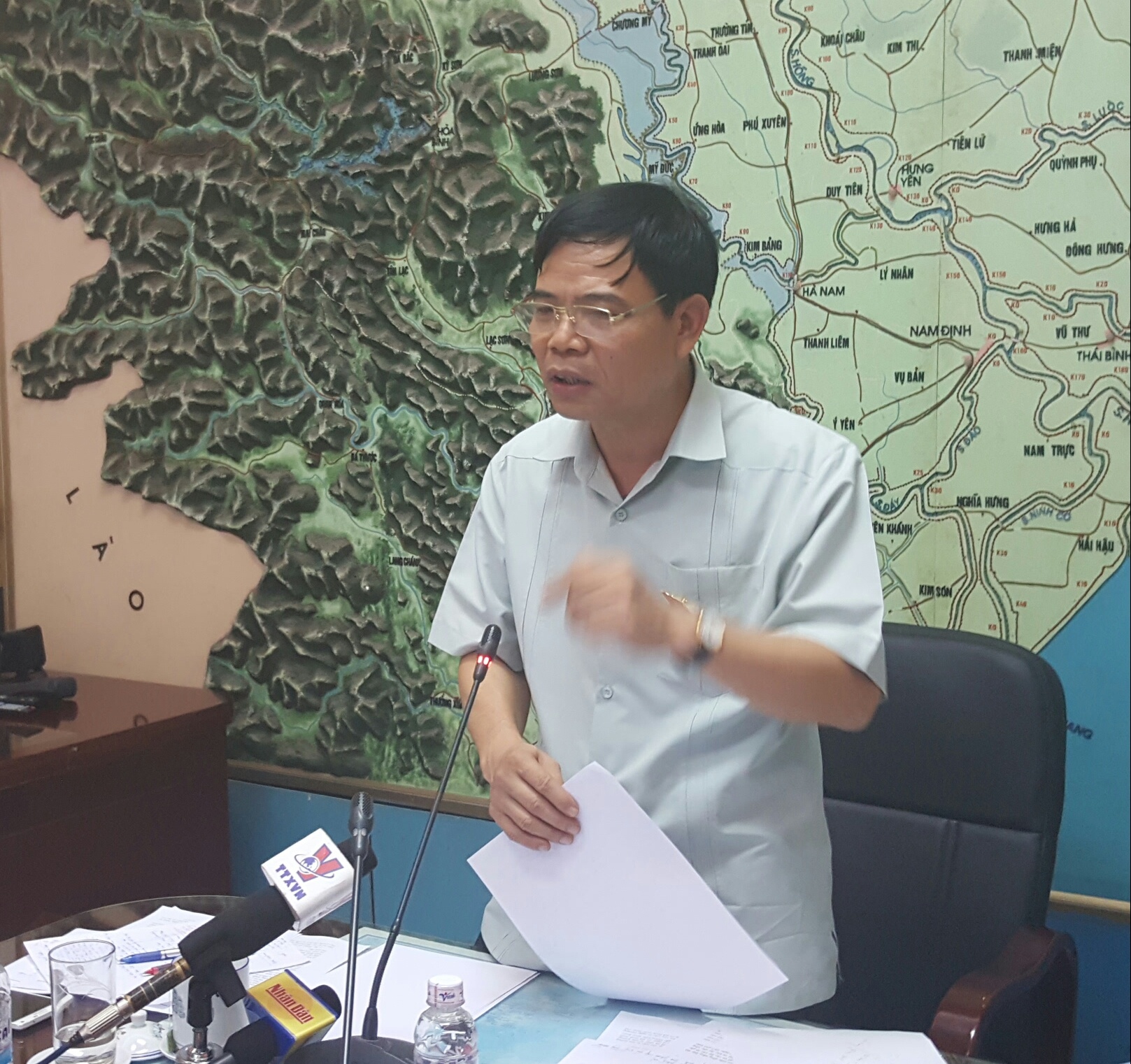 cây xanh đổ ở Hà Nội ảnh 1 cay xanh do o Ha Noi anh 1