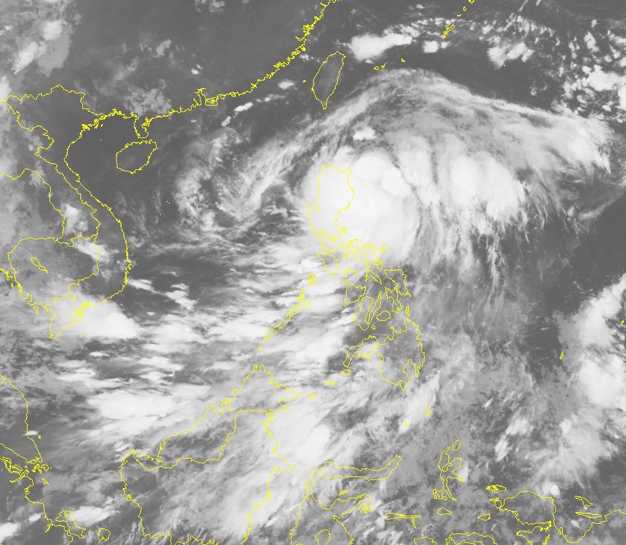 Bao Nida tang cap nhanh chong truoc khi vao Bien Dong hinh anh