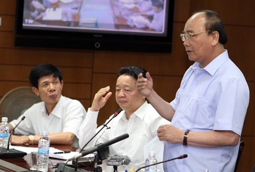 'Dung cac cuoc hop khong can thiet de tap trung chong bao' hinh anh