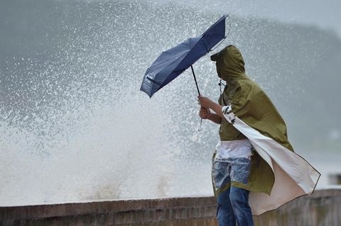 Ap thap moi xuat hien tren Bien Dong hinh anh