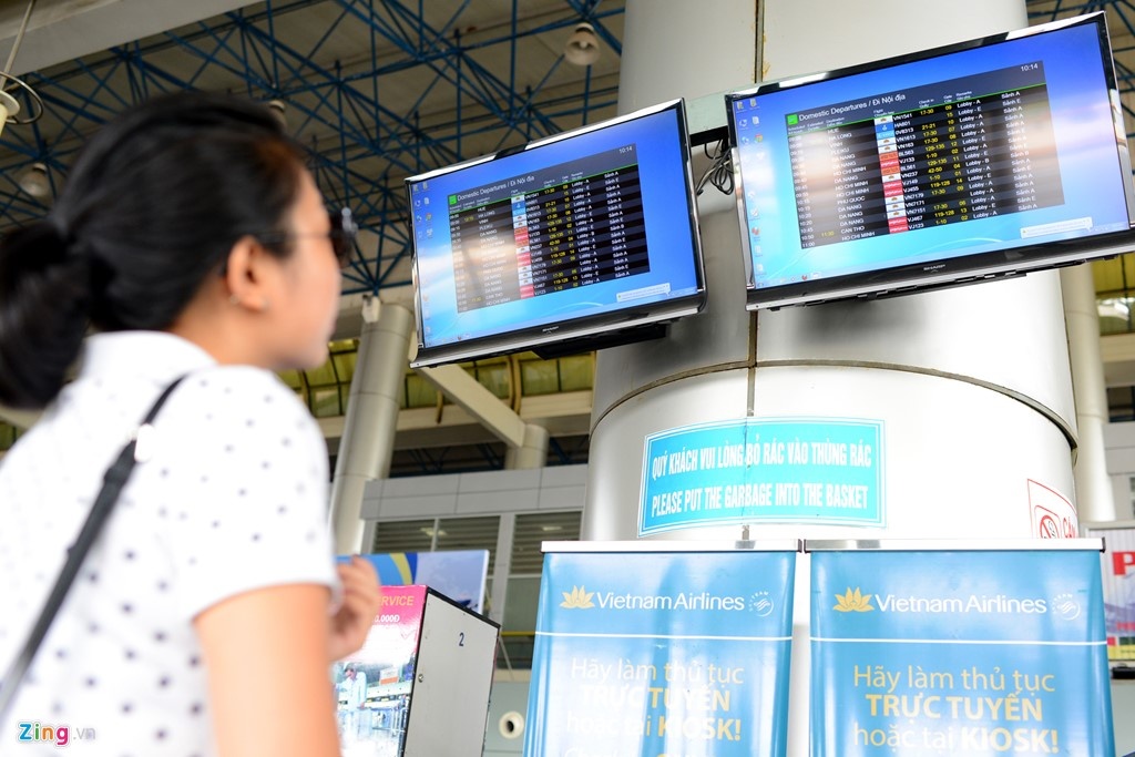 San bay Noi Bai chi phat loa thong bao 1 lan hinh anh