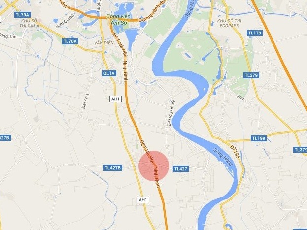 Lật xe khách trên cao tốc ảnh 3 Lat xe khach tren cao toc anh 3