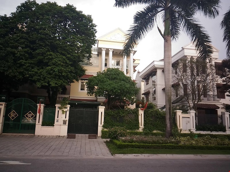 Lau roi hang xom chua nhin thay ong Trinh Xuan Thanh hinh anh