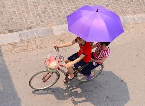 Bac Bo nang nong cuc bo, Nam Bo mua dong hinh anh