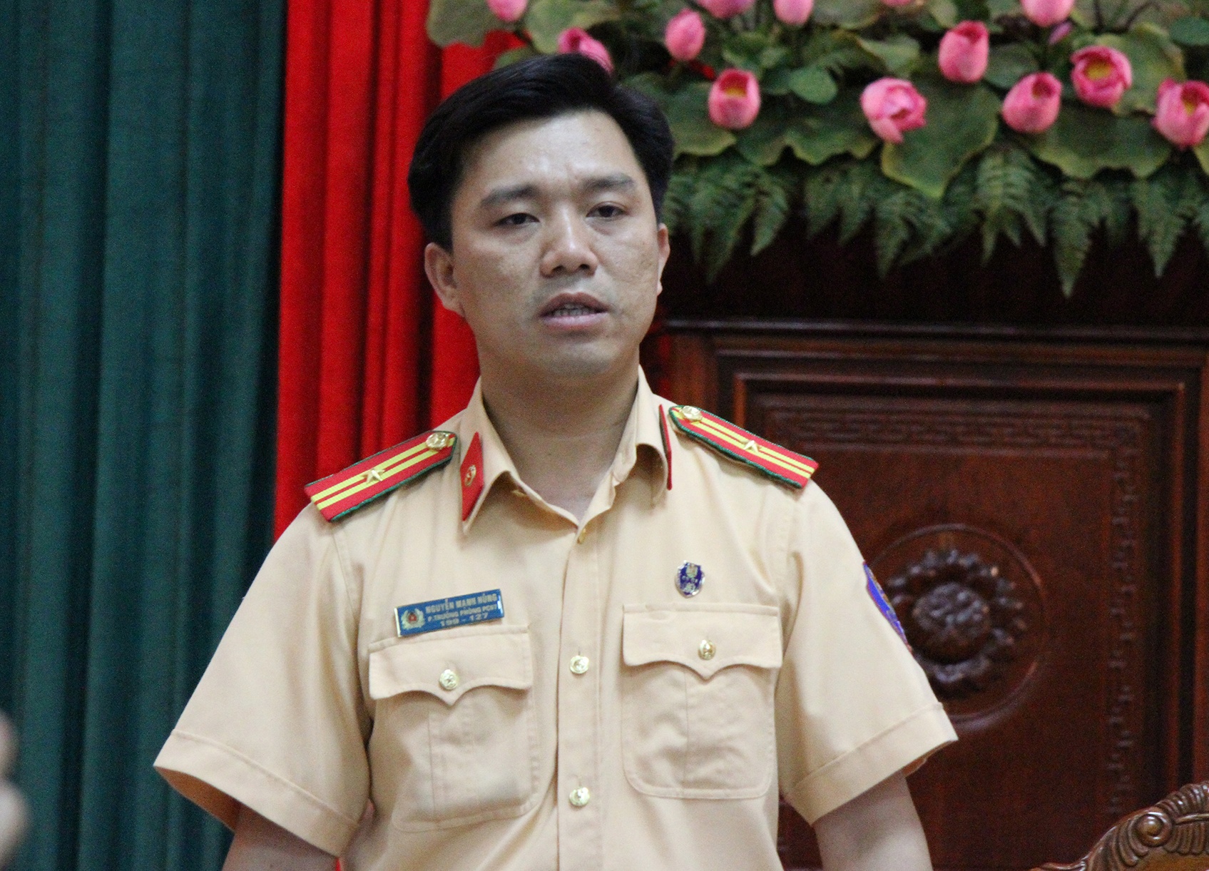 bat chap quy dinh phap luat anh 1