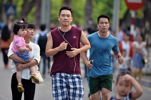 Ha Noi chua dong y mo rong pho di bo hinh anh