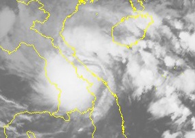 Ap thap nhiet doi do bo vao Thua Thien - Hue gay mua lon hinh anh