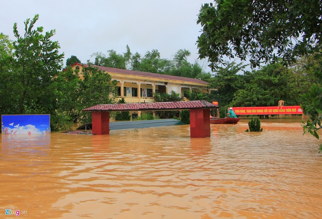 lu lut mien Trung anh 1