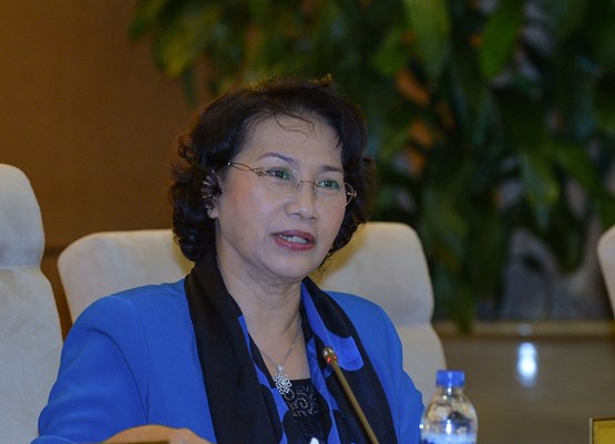 Chu tich Quoc hoi keu goi ung ho dong bao mien Trung hinh anh