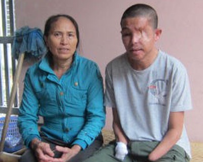 Gap lai nan nhan cua chiec loa bi gai min hinh anh