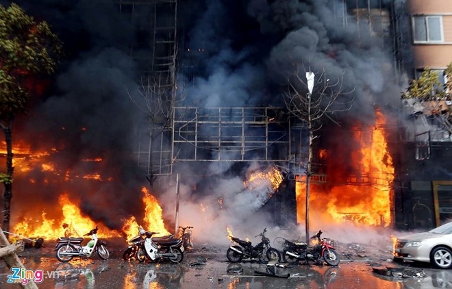 Vi phạm về PCCC ở karaoke quận Cầ Giấy ảnh 1 Vi pham ve PCCC o karaoke quan Ca Giay anh 1