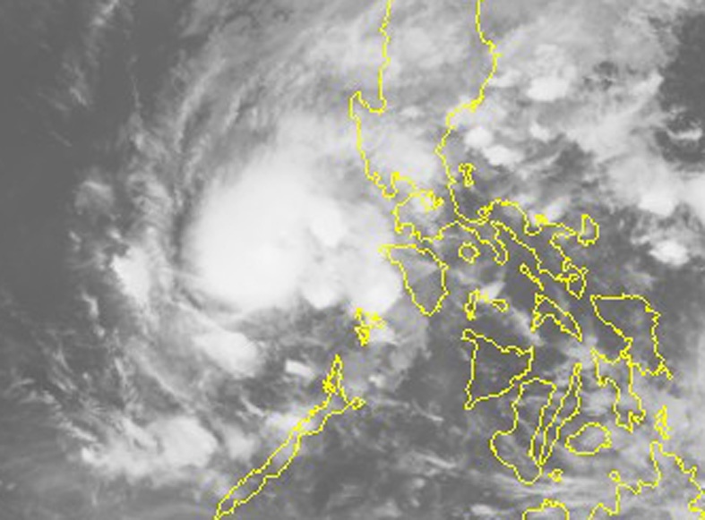 Bao manh cap 9 tren Bien Dong anh 2