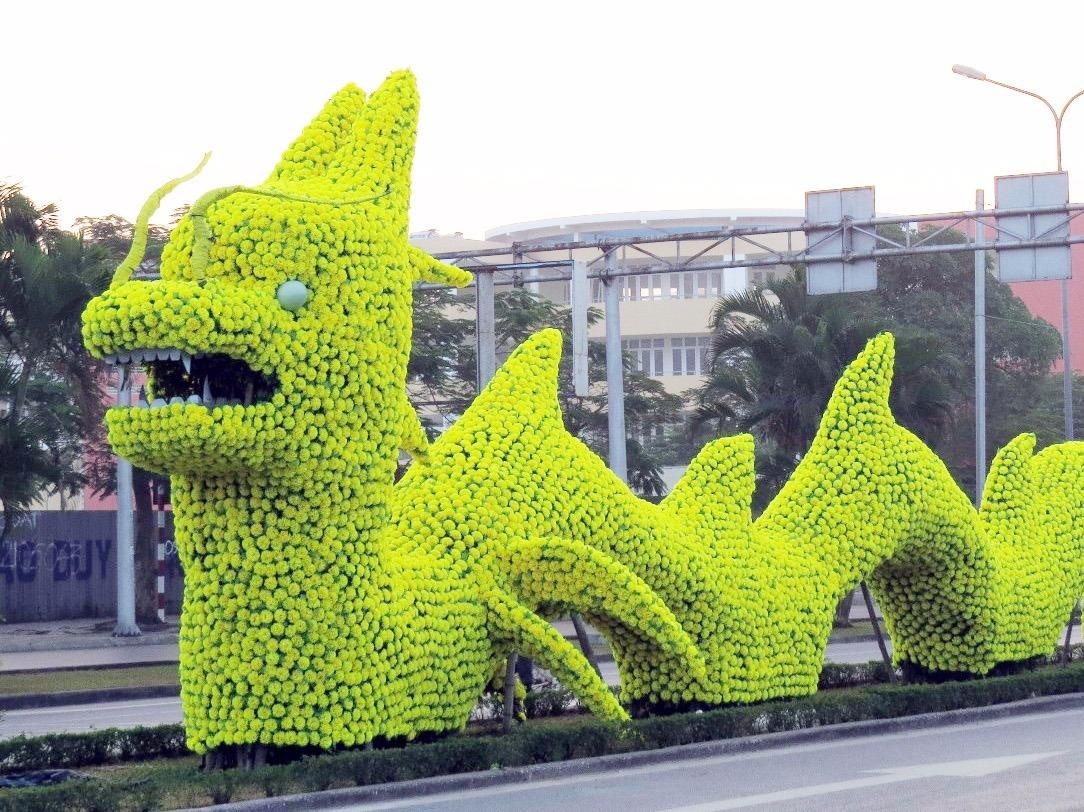 Thao go hoa vang tren hinh rong gay tranh cai o Hai Phong hinh anh