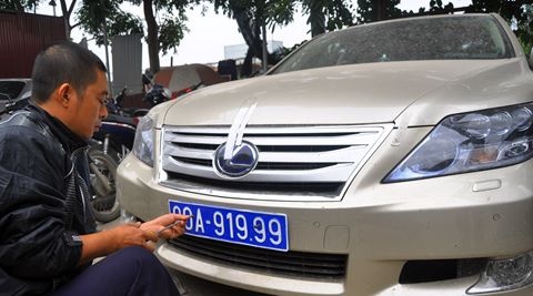 Thu tuong yeu cau bao cao viec cap bien so xe 80A, 80B hinh anh