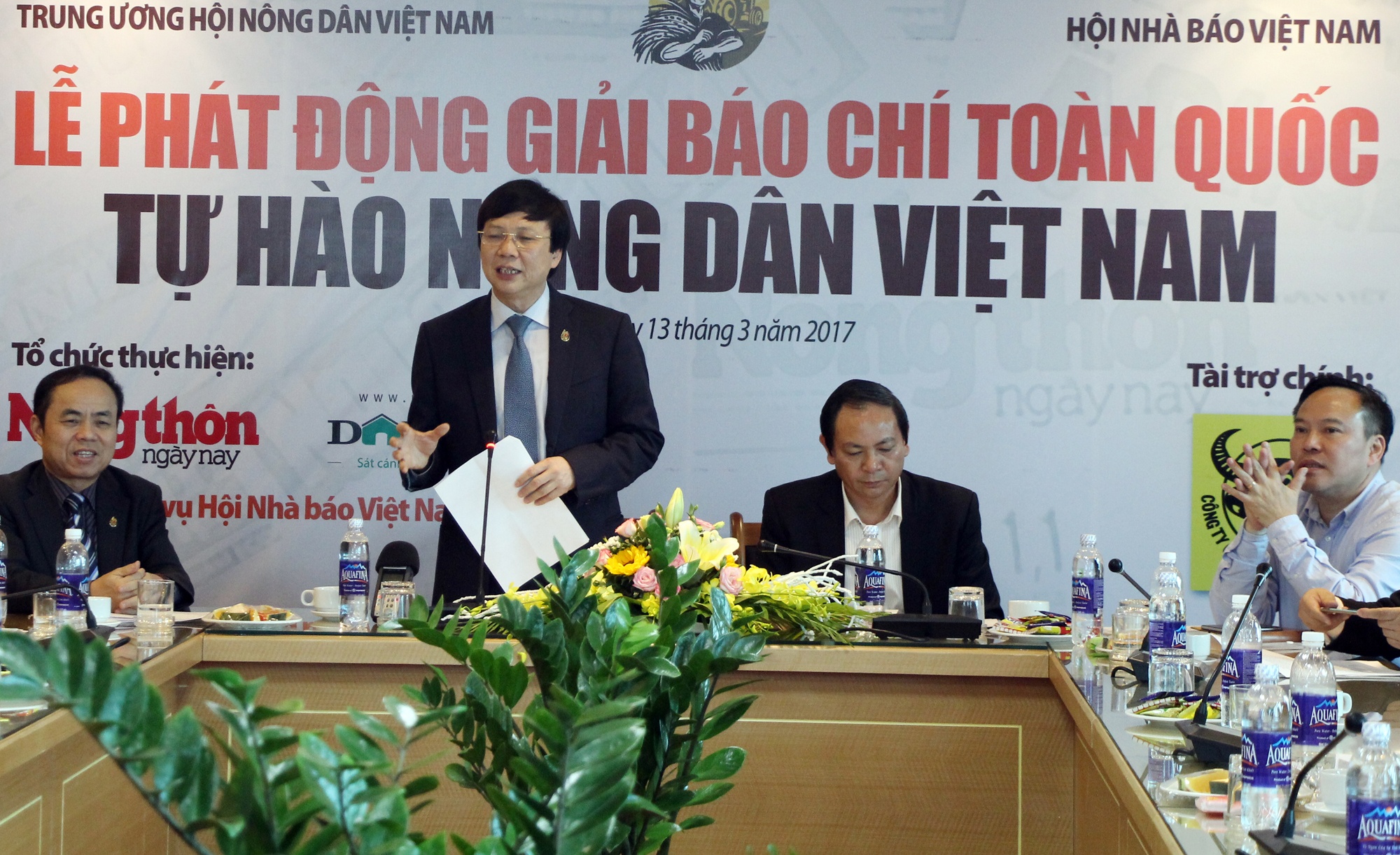 Phat dong giai bao chi toan quoc 'Tu hao Nong dan Viet Nam' hinh anh