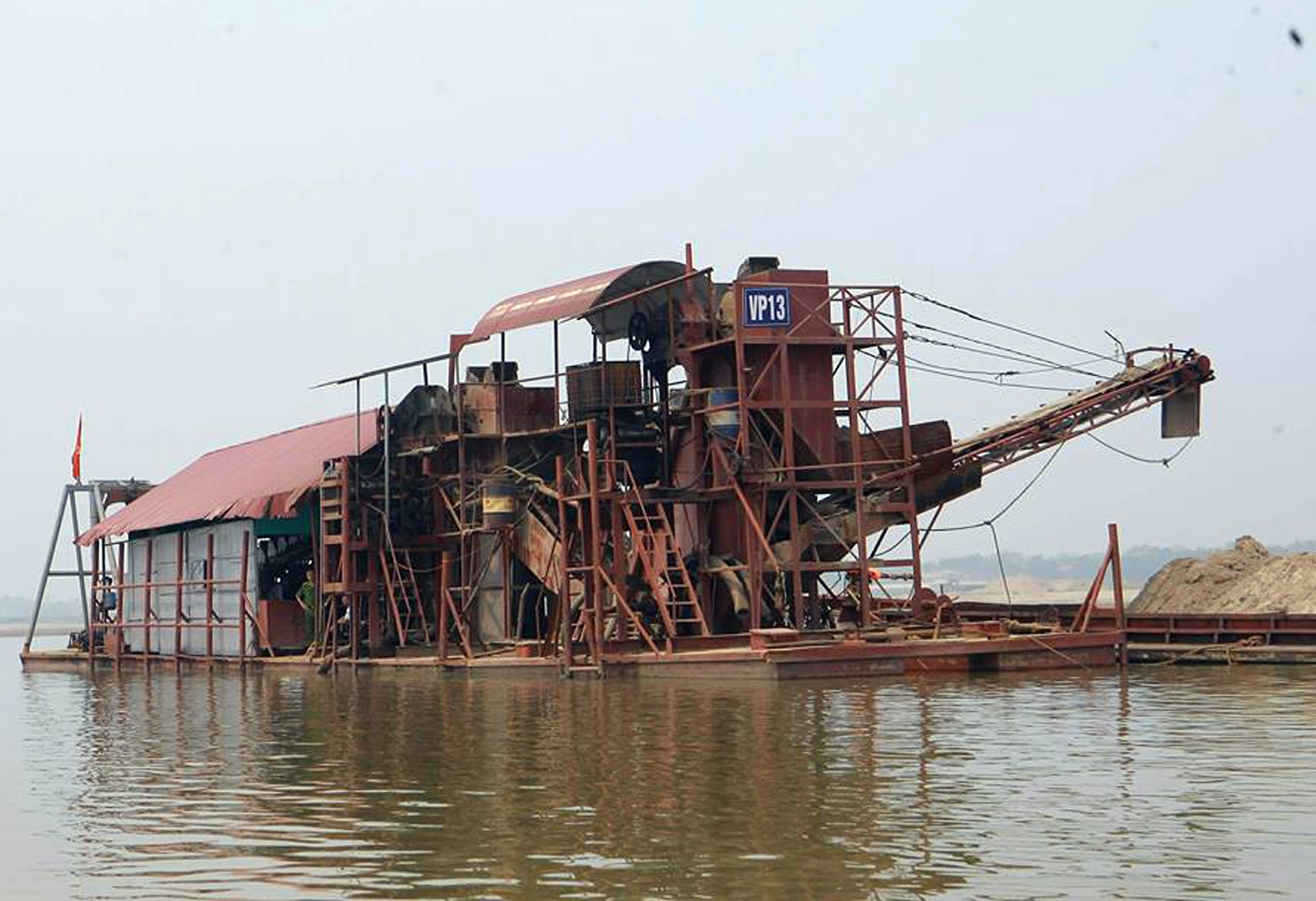 Xử lý cát tặc ở Hà Nội ảnh 1 Xu ly cat tac o Ha Noi anh 1