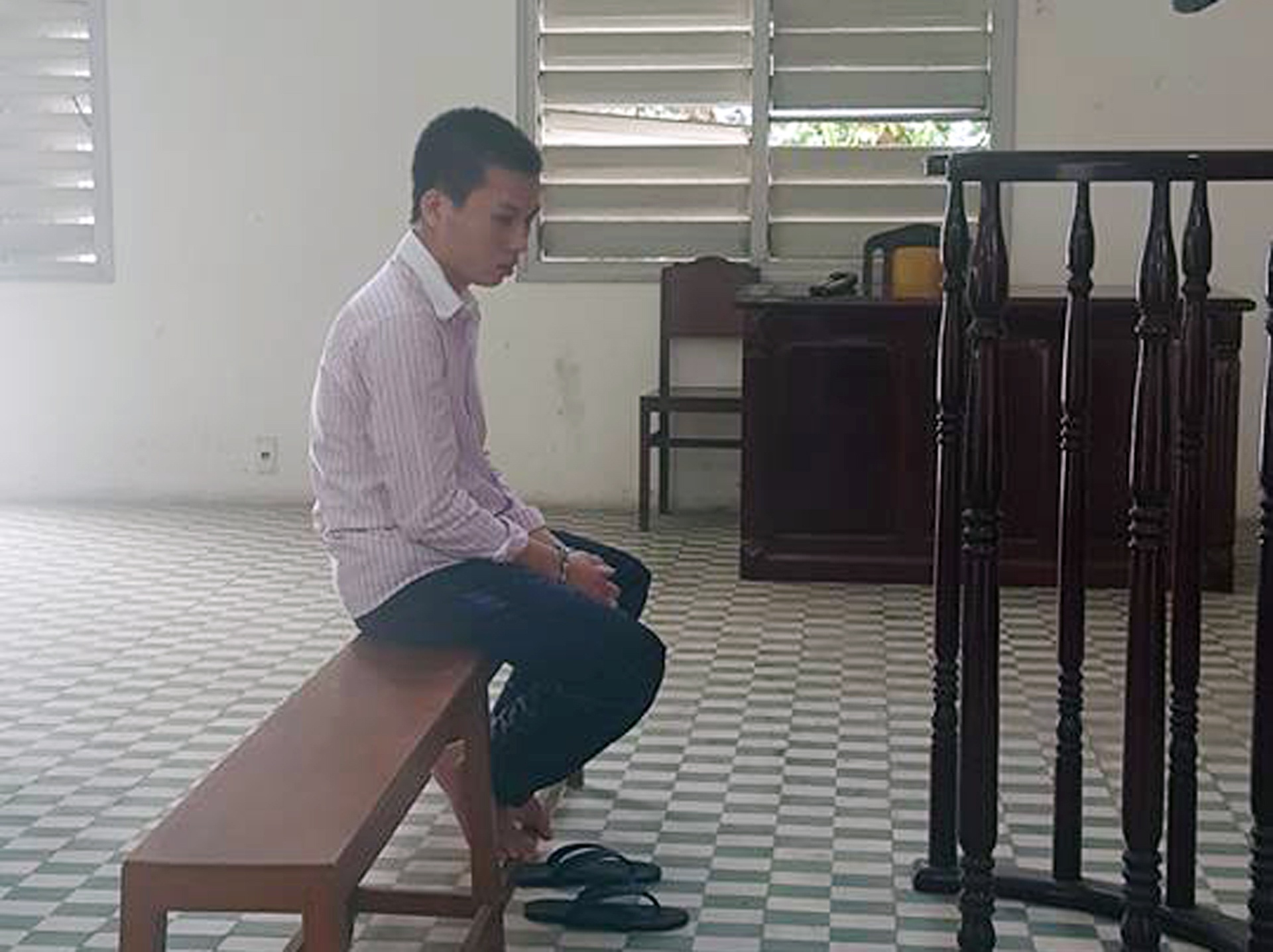 Thanh niên đâm chết người lĩnh 7 năm tù ảnh 1 Thanh nien dam chet nguoi linh 7 nam tu anh 1