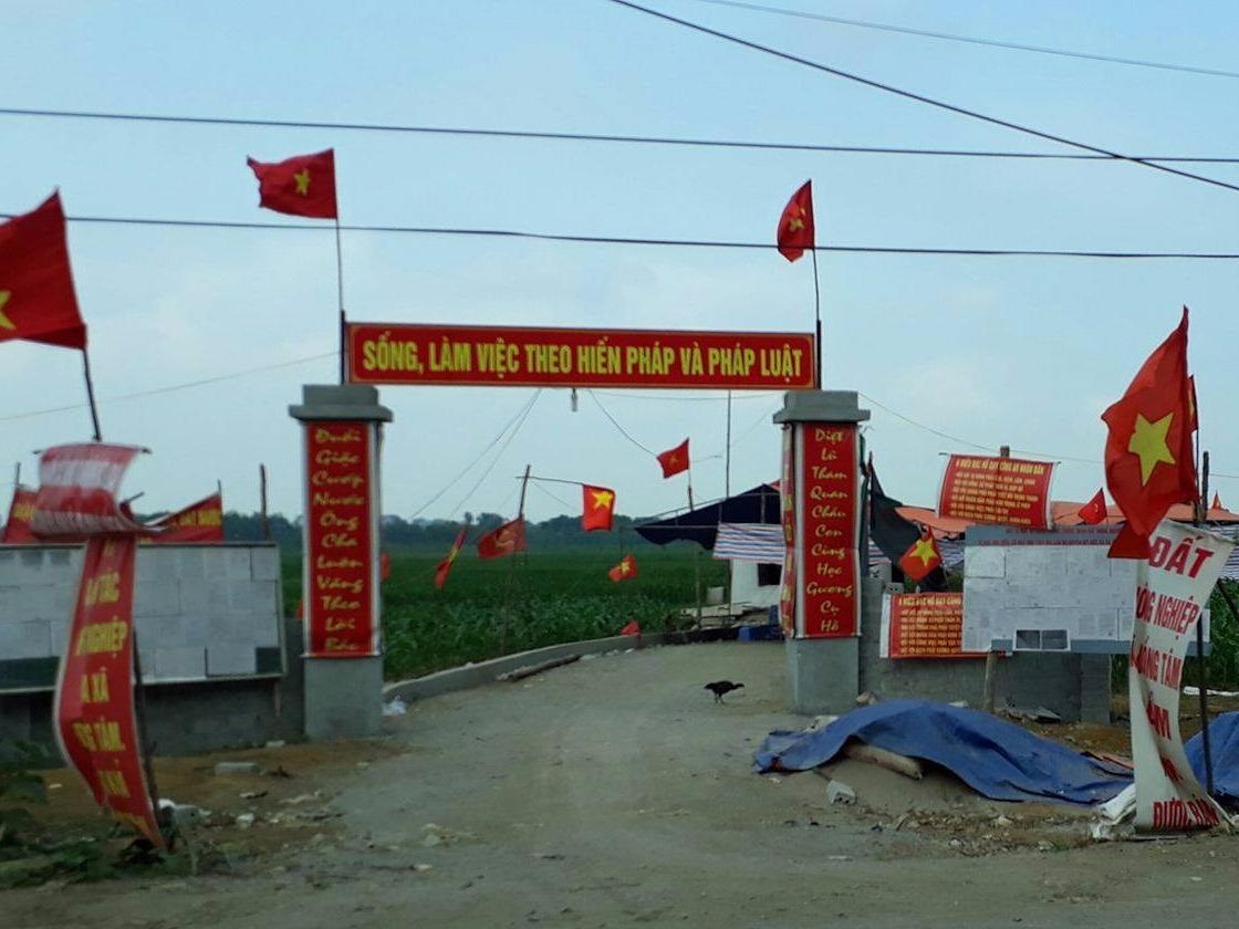 'Nen den tung nha, gap tung nguoi dan Dong Tam' hinh anh