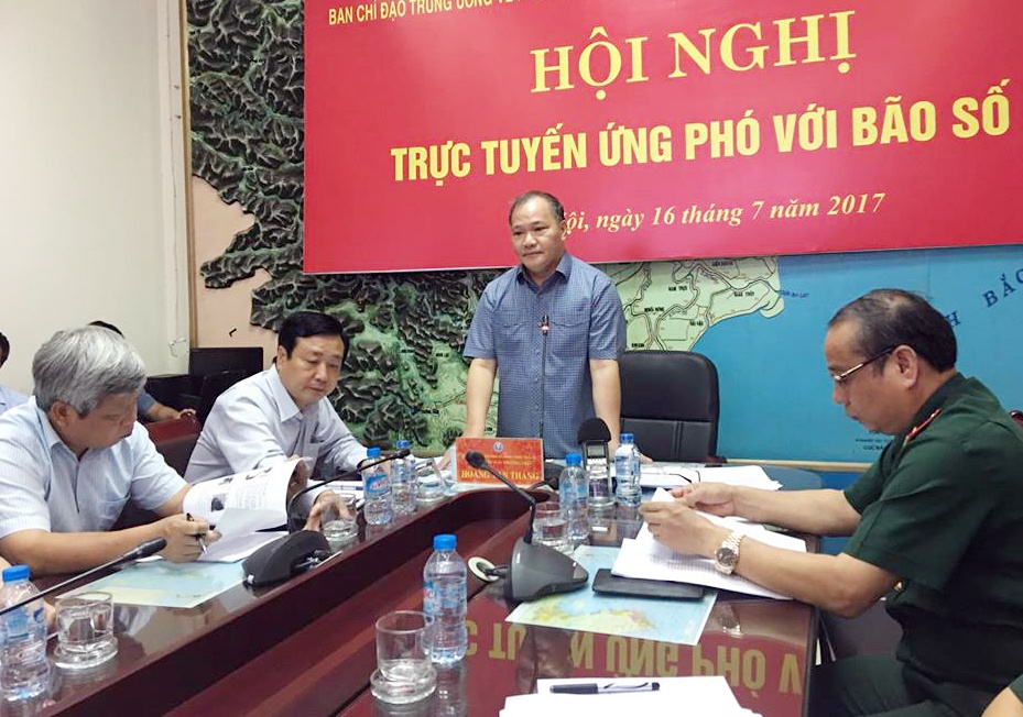 Bão số 2 hướng vào miền Trung ảnh 1 Bao so 2 huong vao mien Trung anh 1