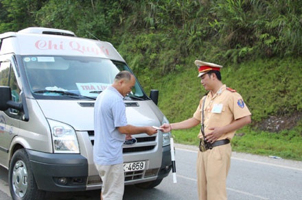 Bao cao Thu tuong viec phat phuong tien khong co ban chinh dang ky hinh anh