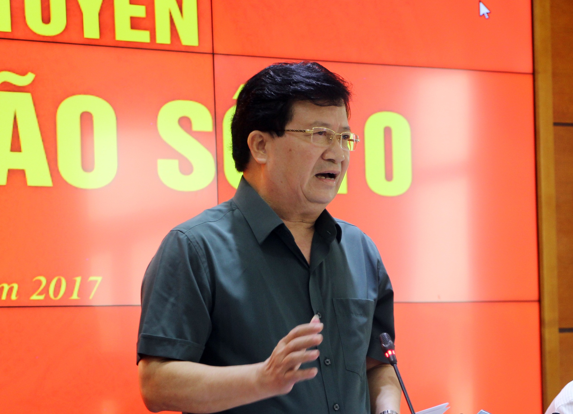 Pho thu tuong: Kien quyet dua dan khoi vung nguy hiem cua bao so 10 hinh anh