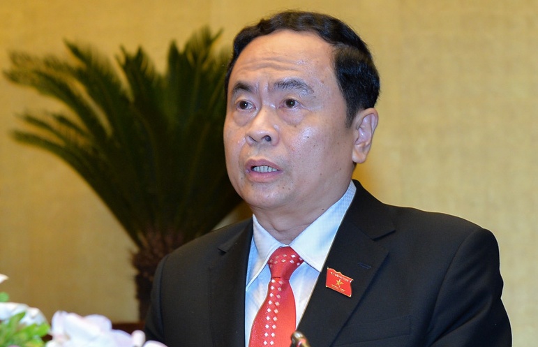 Cu tri de nghi xu ly can bo co bieu hien suy thoai, tham nhung hinh anh